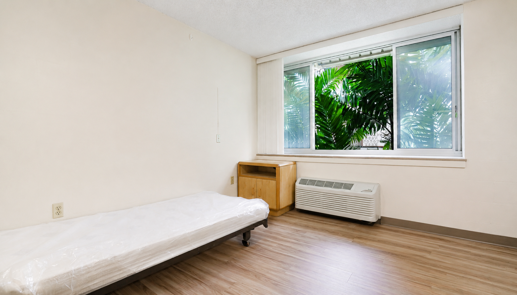 260701 NLH furniture removed